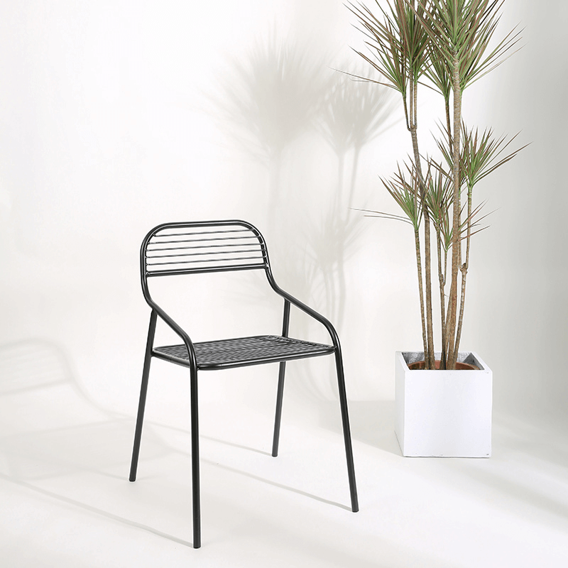 เก้าอี้ DEEPWOOD รุ่น BLENGO สีดำ